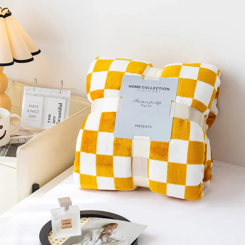 Retro Checkerboard Flannel Throw