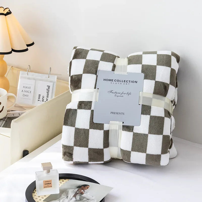 Retro Checkerboard Flannel Throw